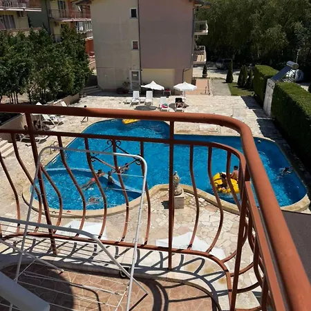 Апартаменти Sunny House