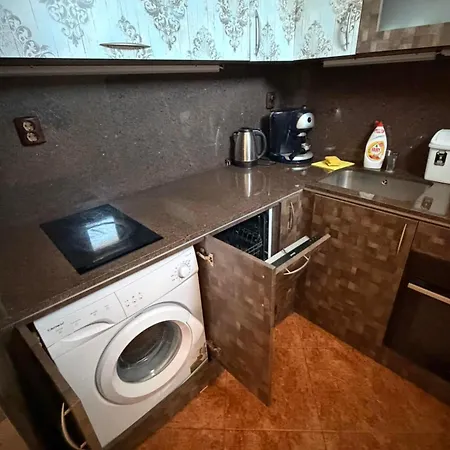 Апартаменти Sunny House Сонячний Берег