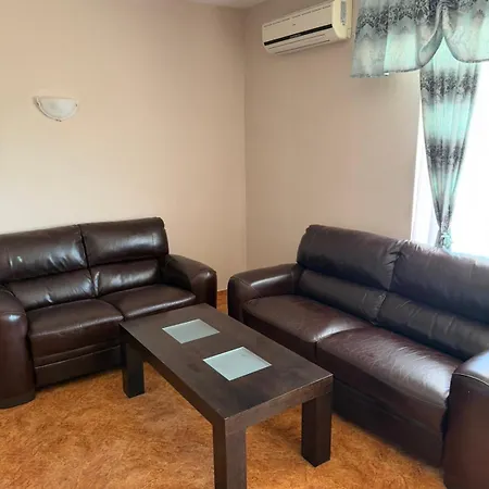Sunny House Апартаменти Сонячний Берег